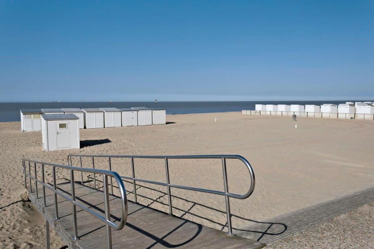 Huswell - Beautiful And Spacious Studio With Side Seaview Knokke-Heist Eksteriør billede