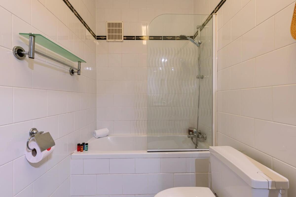 Huswell - Beautiful And Spacious Studio With Side Seaview Knokke-Heist Eksteriør billede